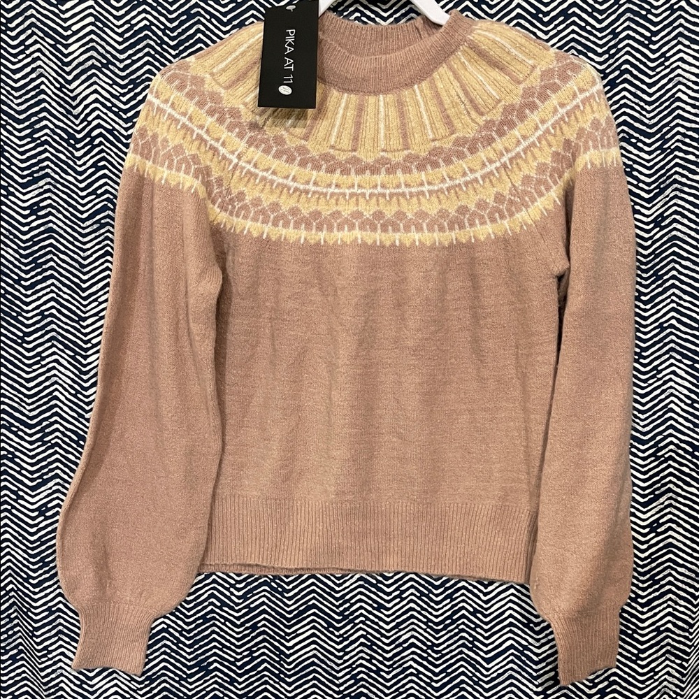 Elegant Beige and Yellow Patterned Sweater